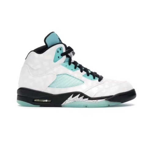 Retro 5 - Island Green